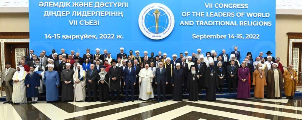 7th Congress of Leaders of World and Traditional Religions Group photo. Credit: Secretariat of the congress.