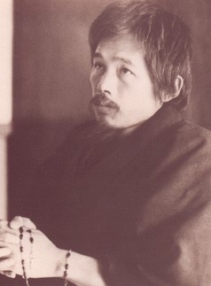 Takashi Nagai, taken in 1946, during mourning of his wife/ Public Domain
