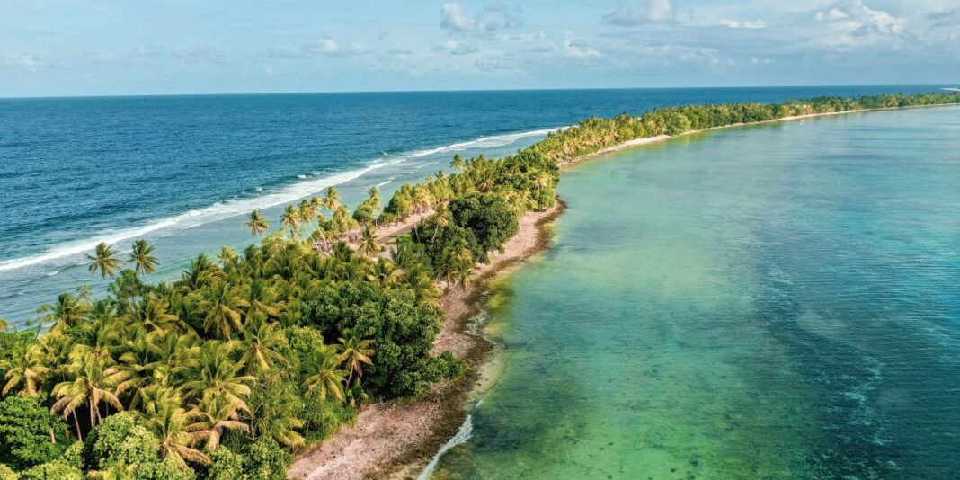 Image: An island in Tuvalu - Romaine_W/shutterstock.com