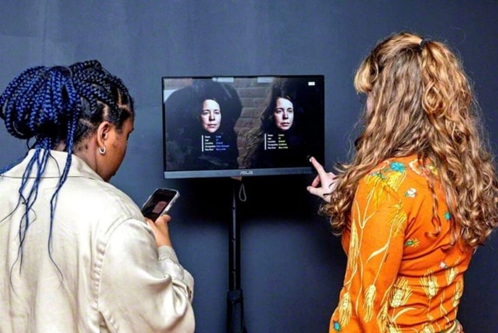 An exhibition co-organized by SGI and other organizations to raise awareness of the challenges posed by autonomous weapons systems. The exhibition also featured a section examining concerns surrounding facial-recognition technology (New York, October 2023). © Alexander Bitar