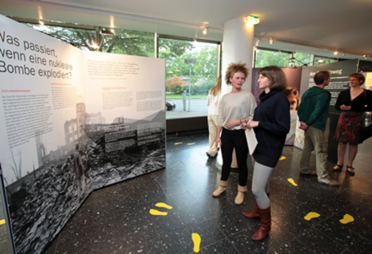 Nuclearabolition exhibit in Berlin/ SGI