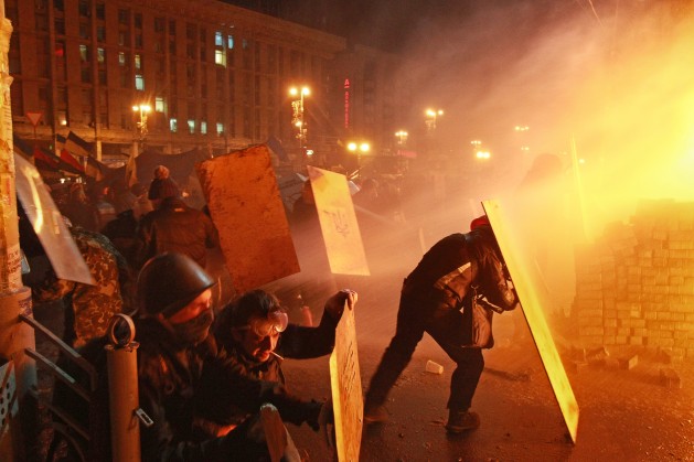 The police battling protesters in Kiev. Concerns continue about unrest even if the violence dies down. Credit: Natalia Kravchuk/IPS.