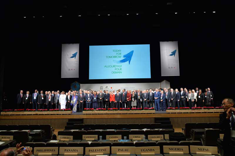group photo at the UNESCO World Conference on ESD, Nagoya Aichi/ UNESCO