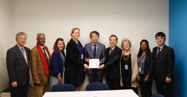 Faith Communities Concerned about the Humanitarian Consequences of Nuclear Weapons met with Kim Won-Soo, UN High Representative for Disarmament Affairs to hand over an interfaith joint statement. at United Nations Headquarters, New York./ ICAN