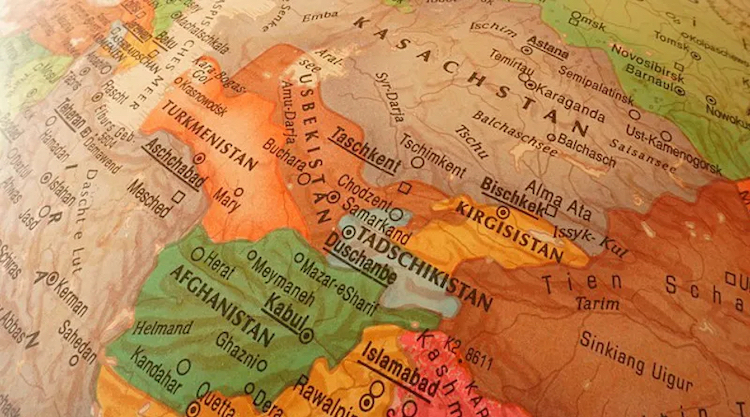 アフガニスタンの安定を望むカザフスタン