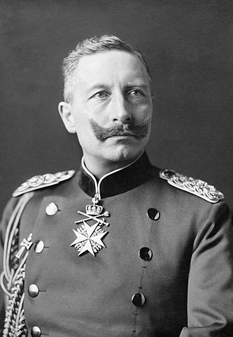 Head and shoulders portrait of Kaiser Wilhelm II by Court Photographer T. H. Voigt of Frankfurt, 1902./ Thomas Heinrich Voigt, Public Domain