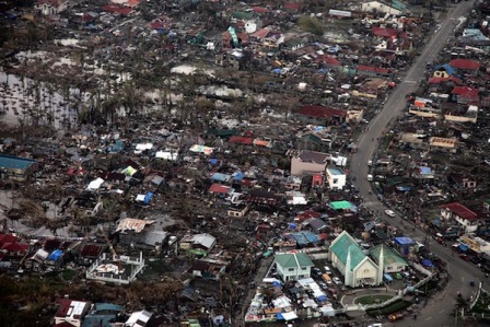 Aerial view of Tacloban after Typhoon Haiyan. Credit: Russell Watkins/ UK Department for International Development/ CC by 2.0