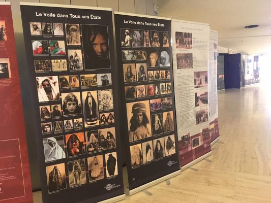 Exhibition: Veiling/Unveiling: The Headscarf in Christianity, Islam and Judaism./ Geneva Center for Human Rights Advancement and Global Dialogue