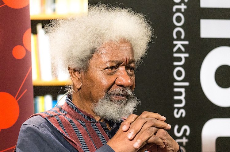 Photo: 1986 Nobel Prize winner in Literature Wole Soyinka during a lecture at Stockholm Public Library on October 4, 2018. CC BY-SA 4.0